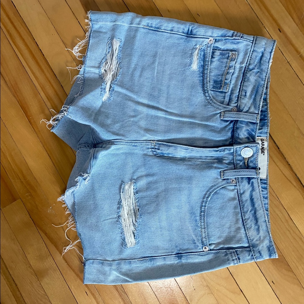 Garage shorts size 7